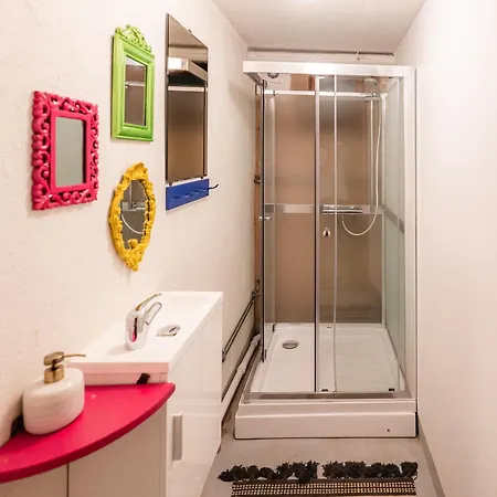 Tiglkak אכסניה *