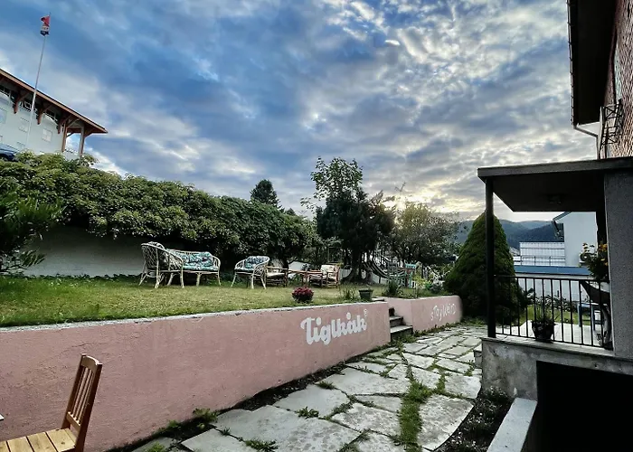 Tiglkak Hostel